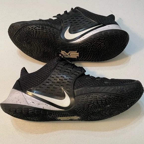 Nike Men's Kyrie 2 Low Black Athletic Shoes SB- - Picture 7 of 7
